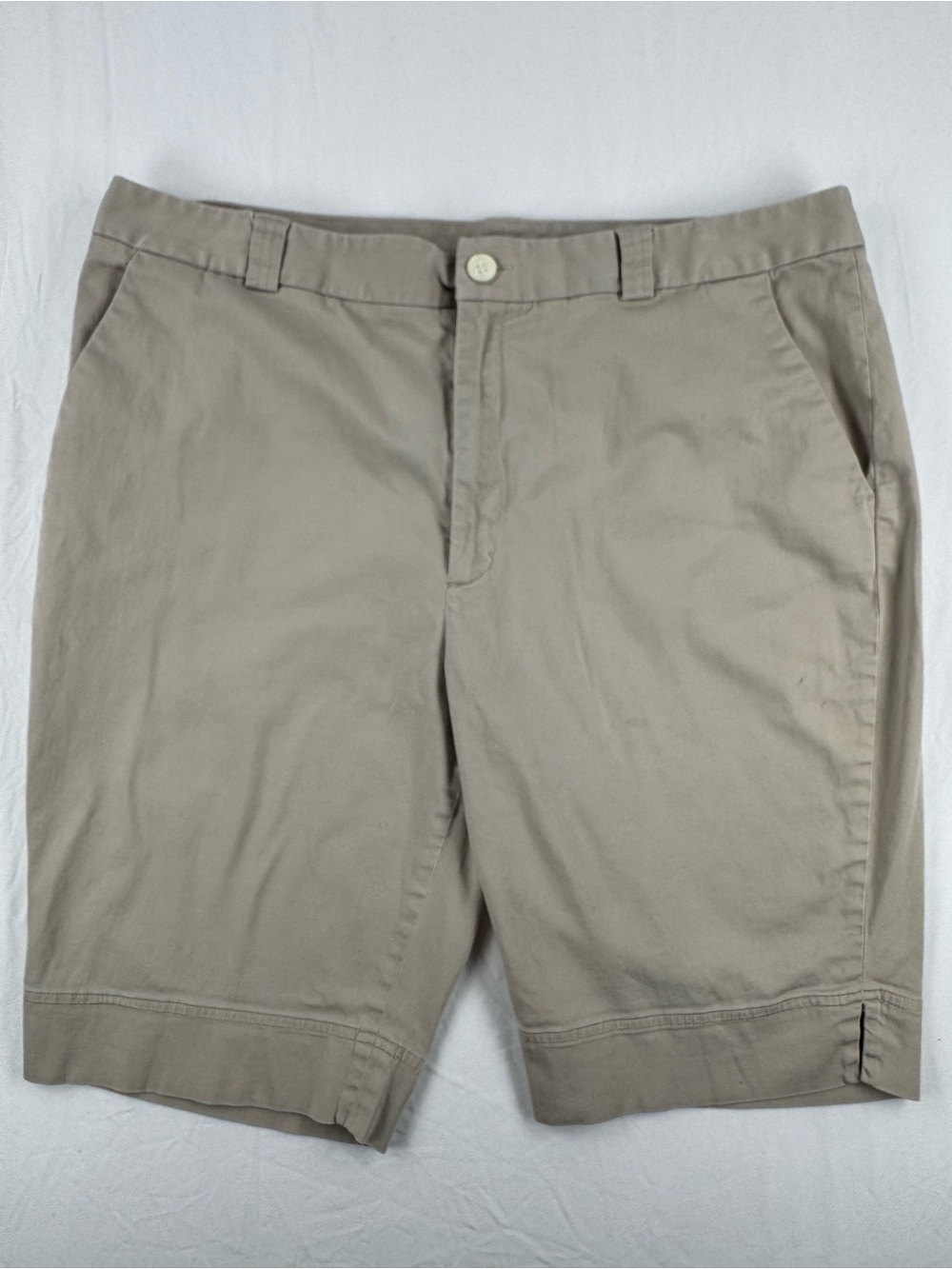 Fairway & Greene Tan Flat Front Golf Shorts